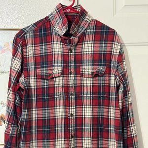 2012 Old Navy Vintage Flannel Green Red Plaid Long Sleeve Button Up Size Large